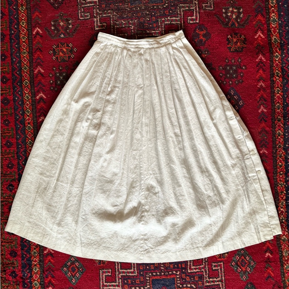 Vintage 100% linen 80’s Liz Claiborne pleated A-Line Skirt button down side slit